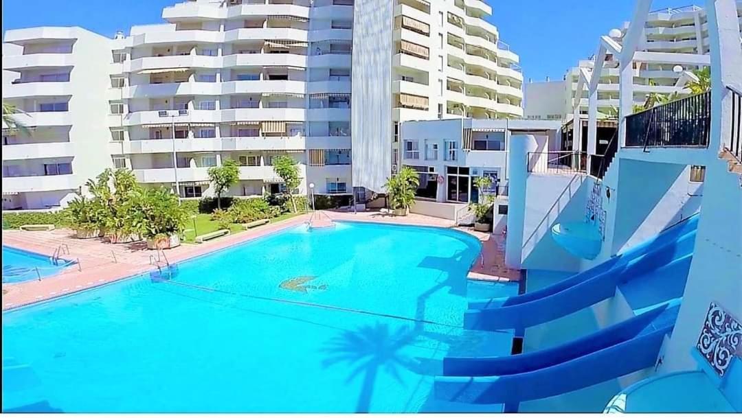 Encanto Costa Del Sol Benal Beach Monolocale Suite Vista Mare Benalmadena Luaran gambar